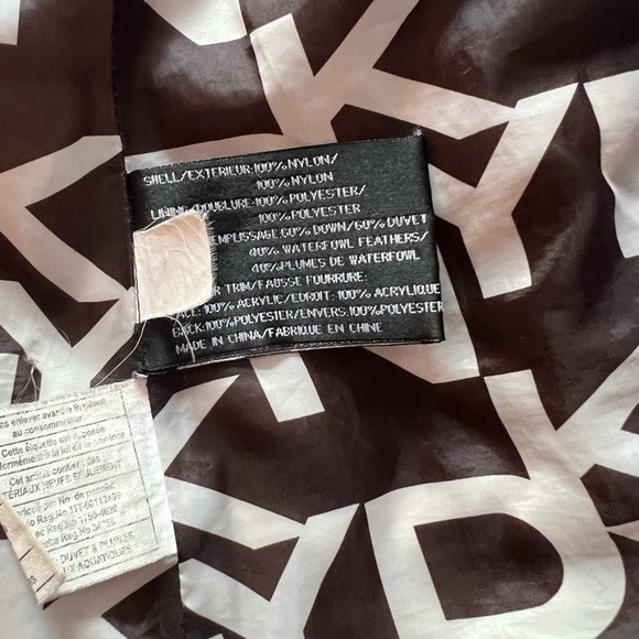 Vintage DKNY Middie Puffer - Picture 15 of 17